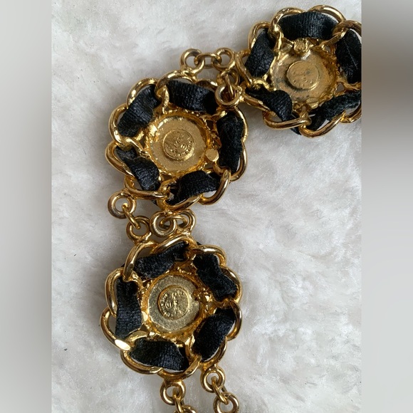 Chanel gold plated CC gold medallions with woven lamb leather chain belt - Picture 9 of 12